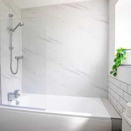 Shelter Stone - In The Heart Of The Lakes *