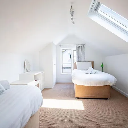 Shelter Stone - In The Heart Of The Lakes * Keswick (Cumbria)