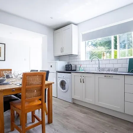 Shelter Stone - In The Heart Of The Lakes Ferienhaus