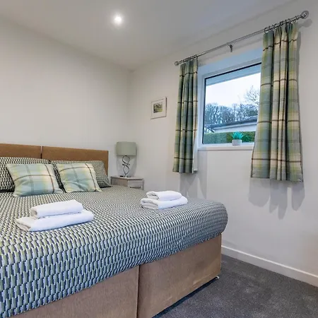 Shelter Stone - In The Heart Of The Lakes